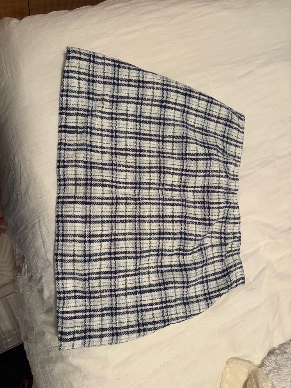Abercrombie & Fitch White and Navy Plaid Mini Skort